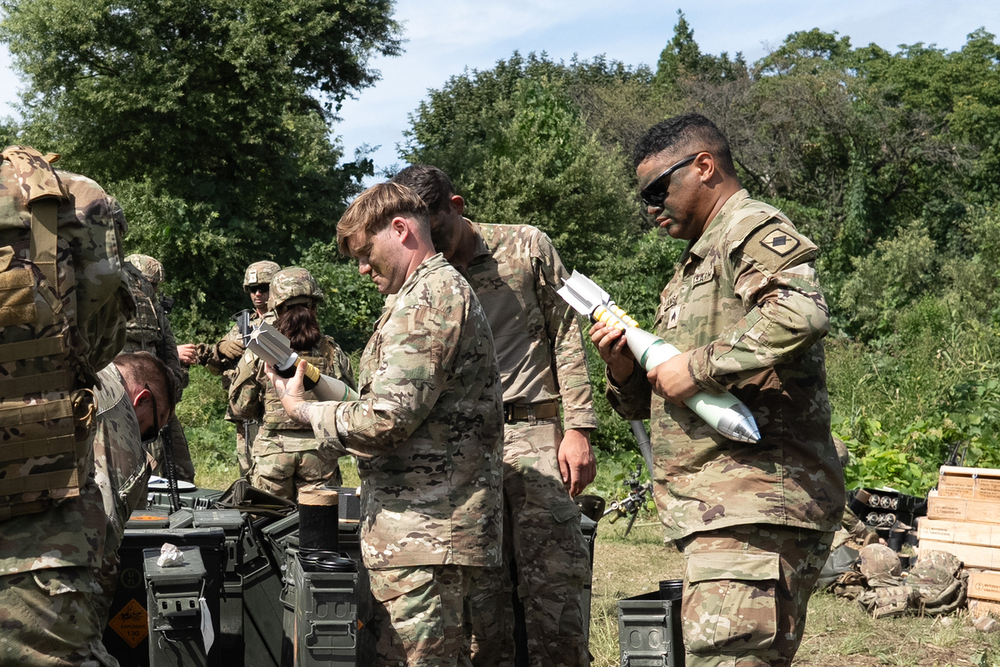実弾射撃や野戦病院開設訓練を公開 関山演習場で実施中の日米豪実動