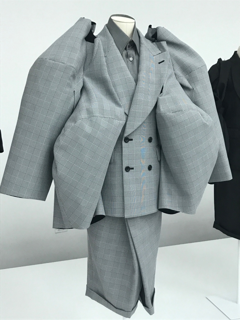 f:id:johnsons:20170906044554j:plain