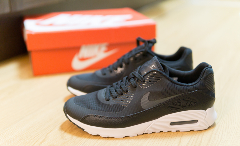 靴もネットで買ったほうが安い 新しくナイキのairmaxを店で買ってきたので調べてみました ものものブログ