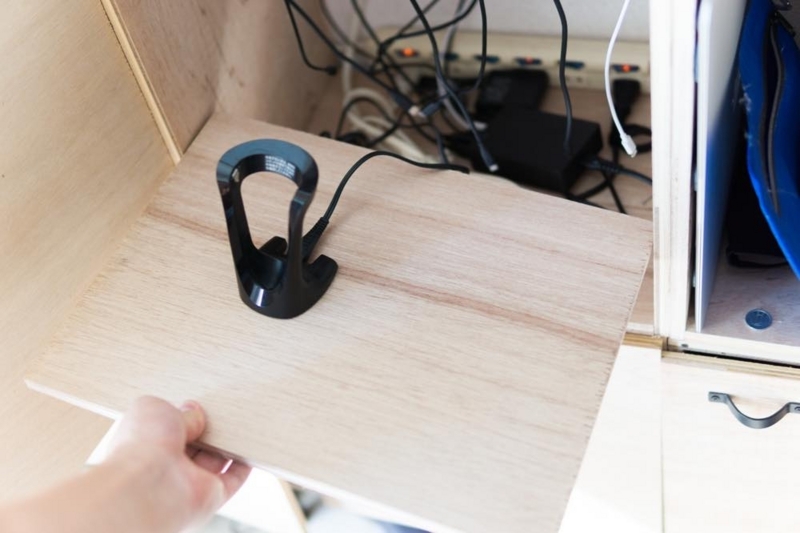 最強の充電コーナーをつくる方法 ずっと悩んでいた 充電ケーブルの整理問題 を解決するアイデアがこちらです ものものブログ