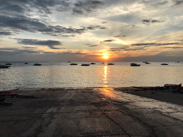 f:id:jomtien:20171207010543j:plain