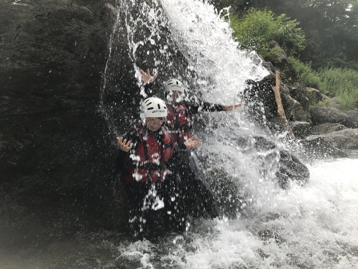 最後は二人で打たれる