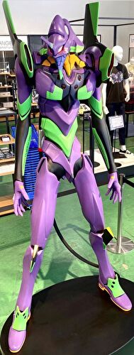 エヴァ初号機特大フィギュアのスペック