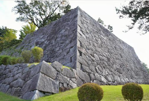 盛岡城址・石垣