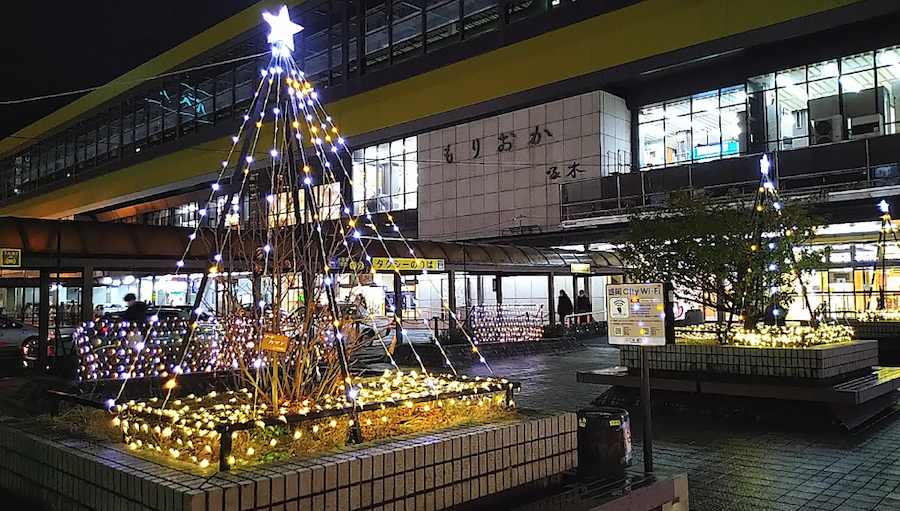 盛岡駅前滝の広場”のイルミネーション