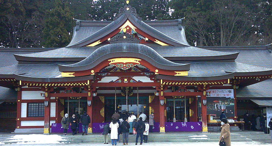 盛岡八幡宮拝殿