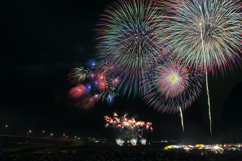盛岡花火の祭典-都南大橋