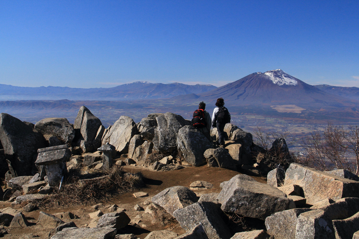 姫神山から岩手山の眺め