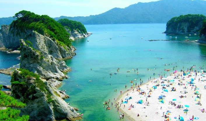 浄土ヶ浜海水浴場