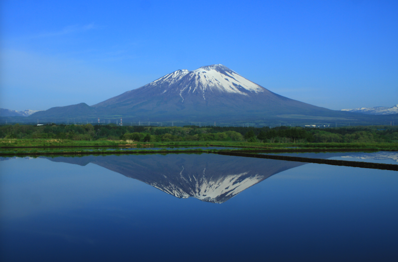 春の岩手山-3