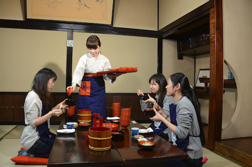 わんこそば②東家本店（TEL：019-622-2252）