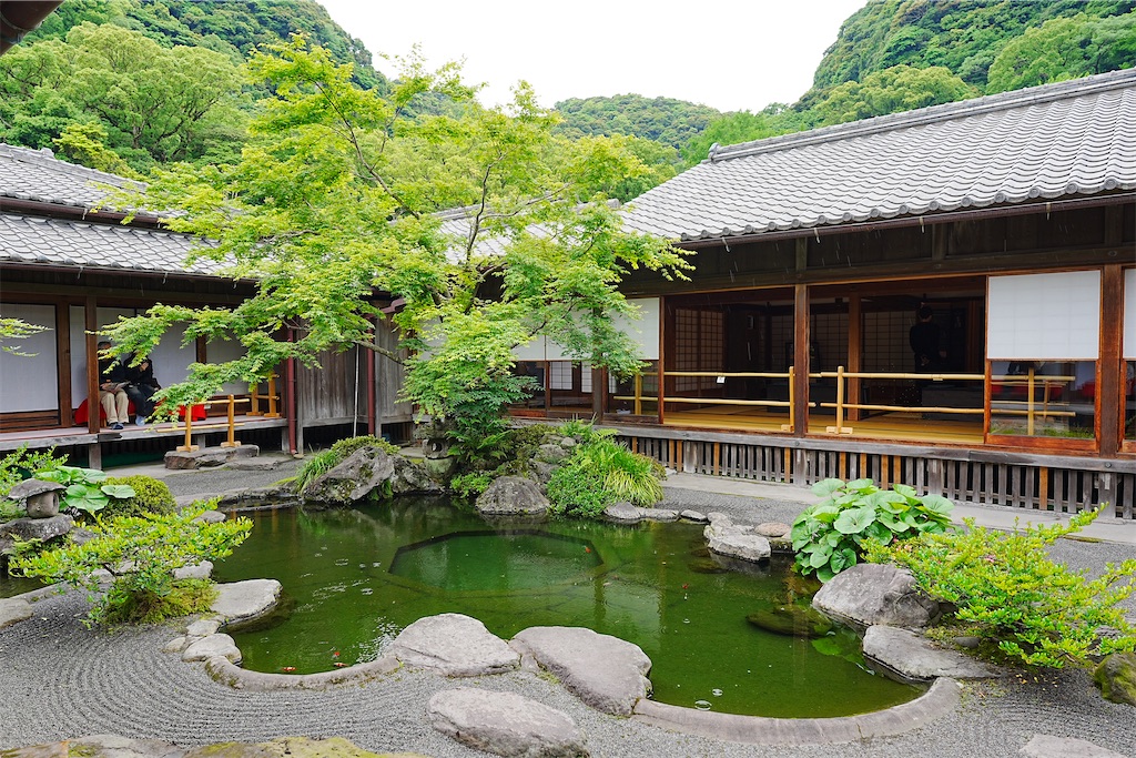 旅】仙巌園、日本庭園と歴史を楽しむ旅 - 旅するねこのブログ旅