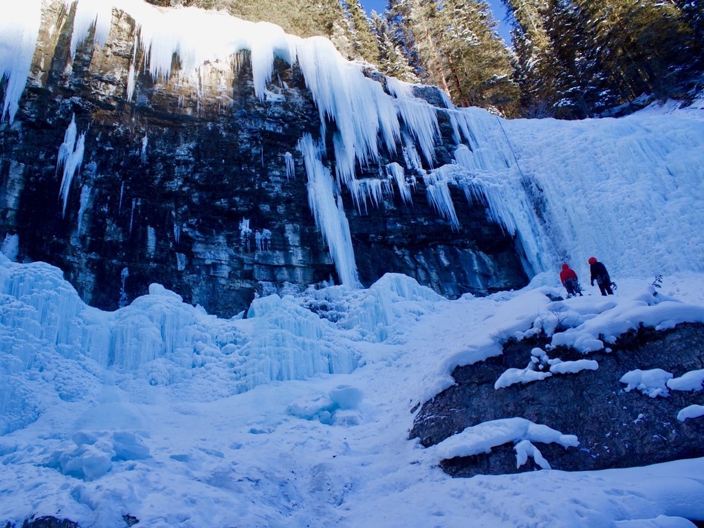 ジョンストンキャニオンアッパーフォールズ