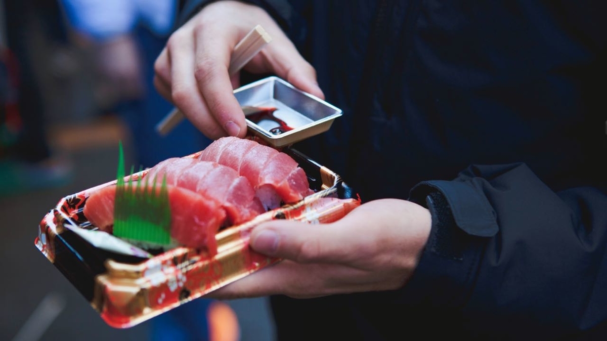 にぎり寿司としょう油