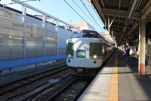 f:id:jranar:20101002080859j:image