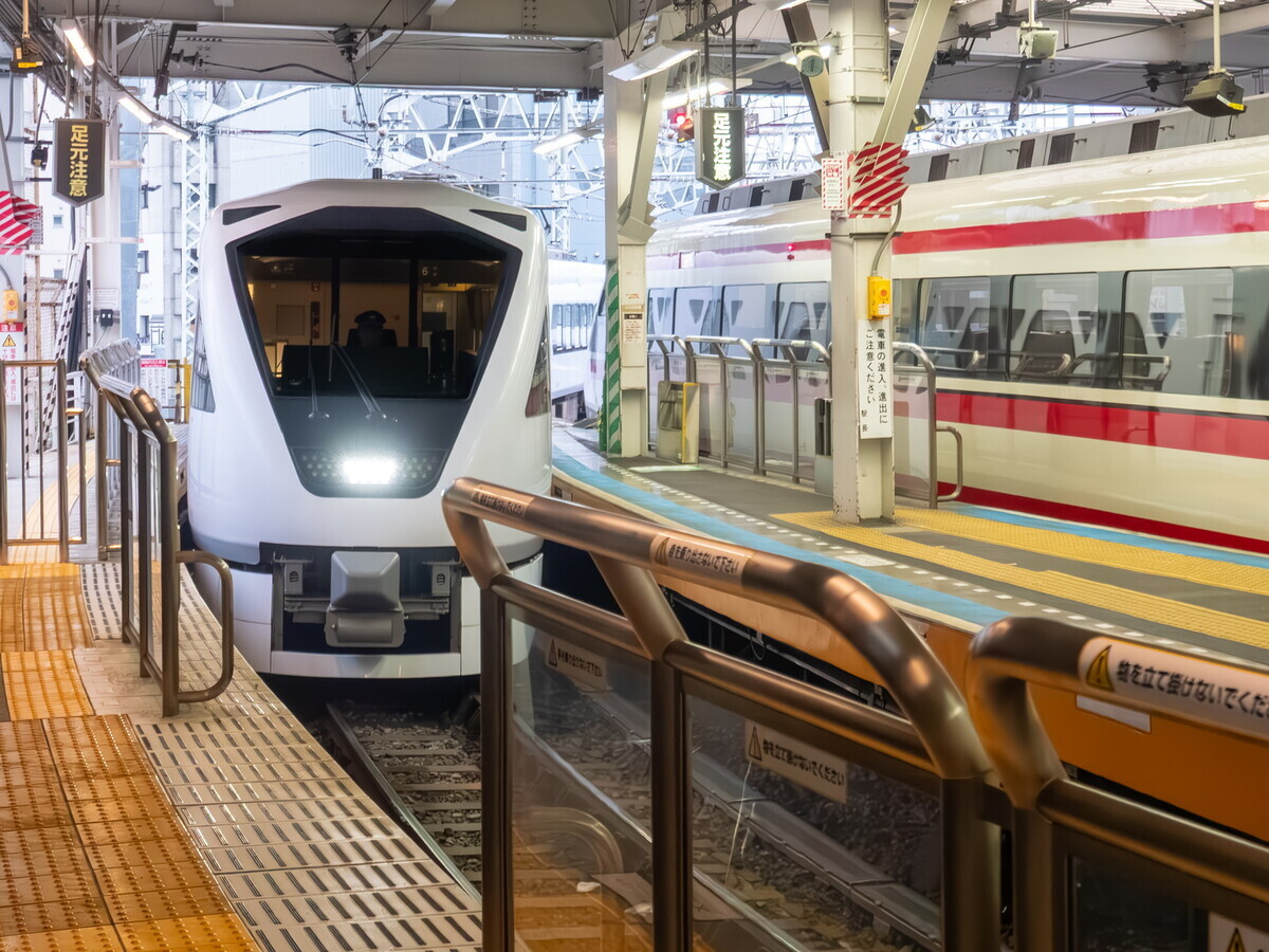 天気悪いけどひと月前にスペーシアX予約しちゃったから日光・鬼怒川に
