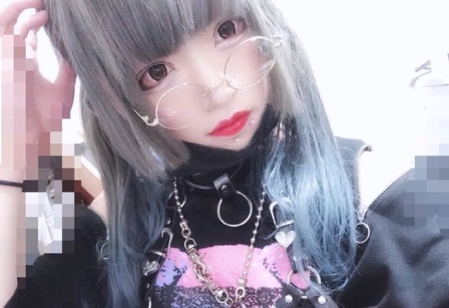大特集 ぴえん系7弦ギタリスト にもめろ さんが凄い ギタリストとして以外の素顔も注目 徹底解析 リモート対談 エンタメpickup じゃぱん 大特集 ぴえん系7弦ギタリスト にもめろ さんが凄い ギタリストとして以外の素顔も注目 徹底解析 リモート対談 エンタメpickup じゃぱん