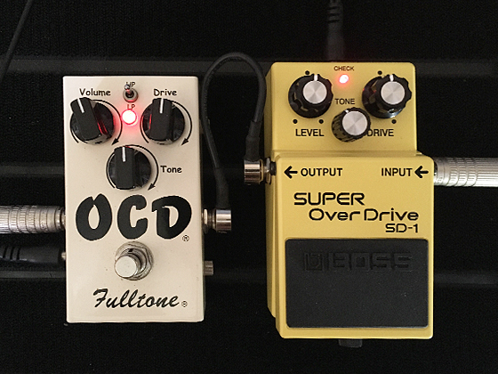 BOSS SD-1とFulltone OCDの画像です