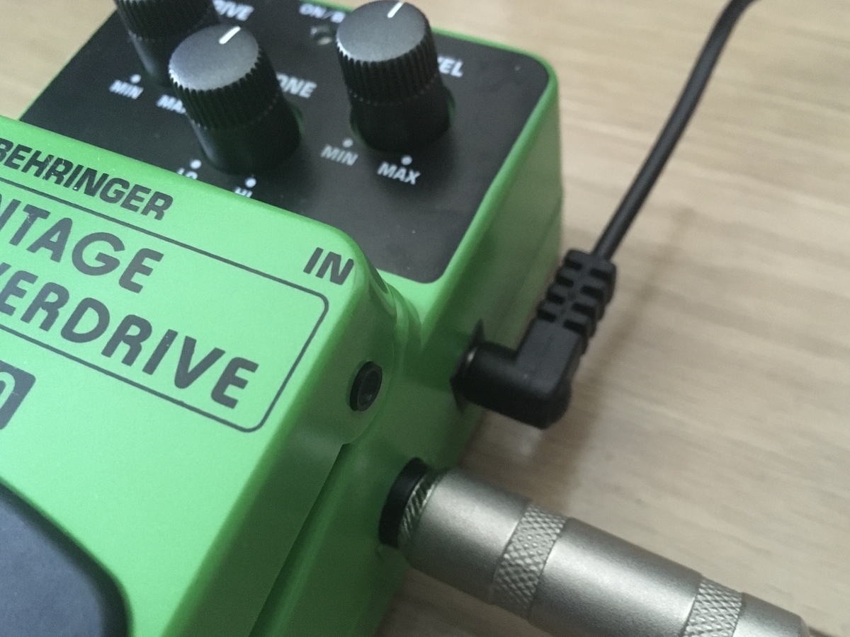 BEHRINGER TO800 Vintage Tube Overdriveの画像です