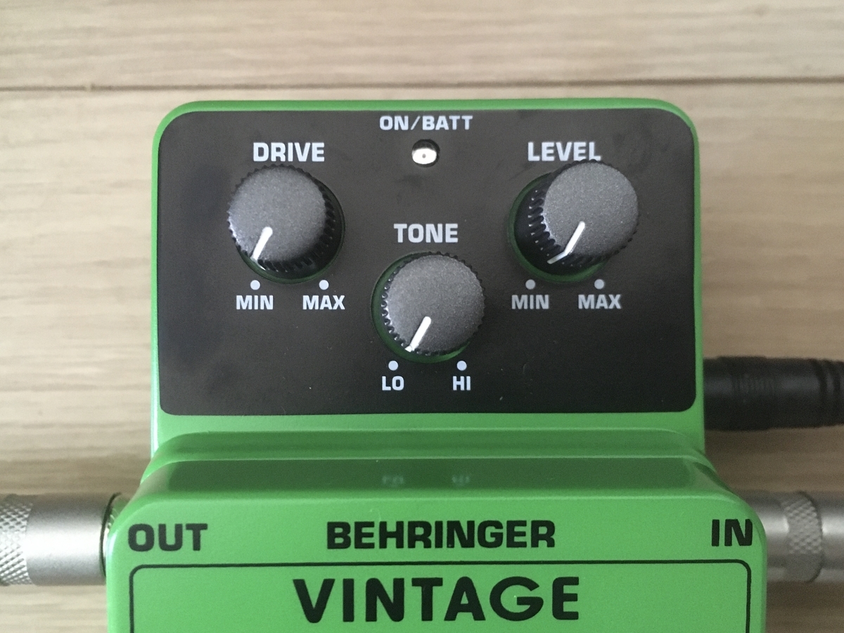 BEHRINGER TO800 Vintage Tube Overdriveの画像です