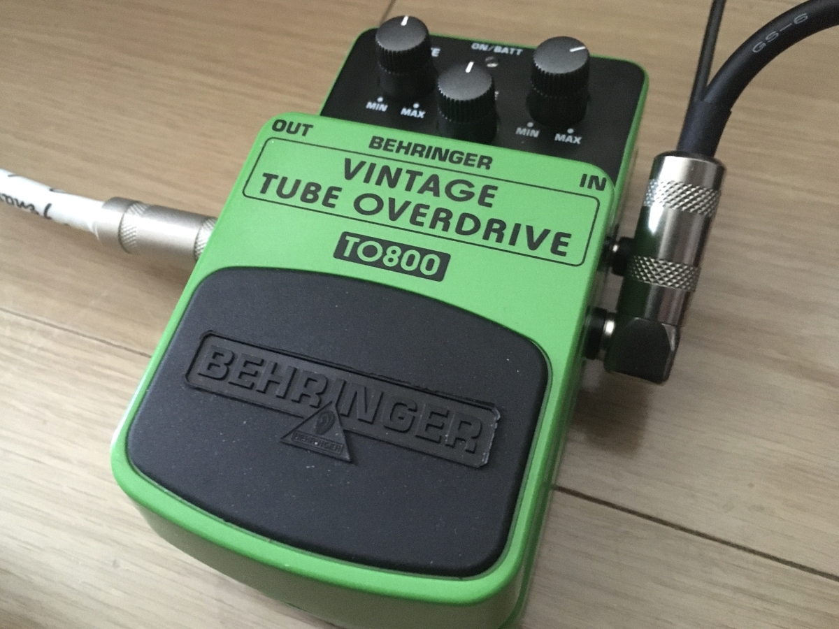 BEHRINGER TO800 Vintage Tube Overdriveの画像です