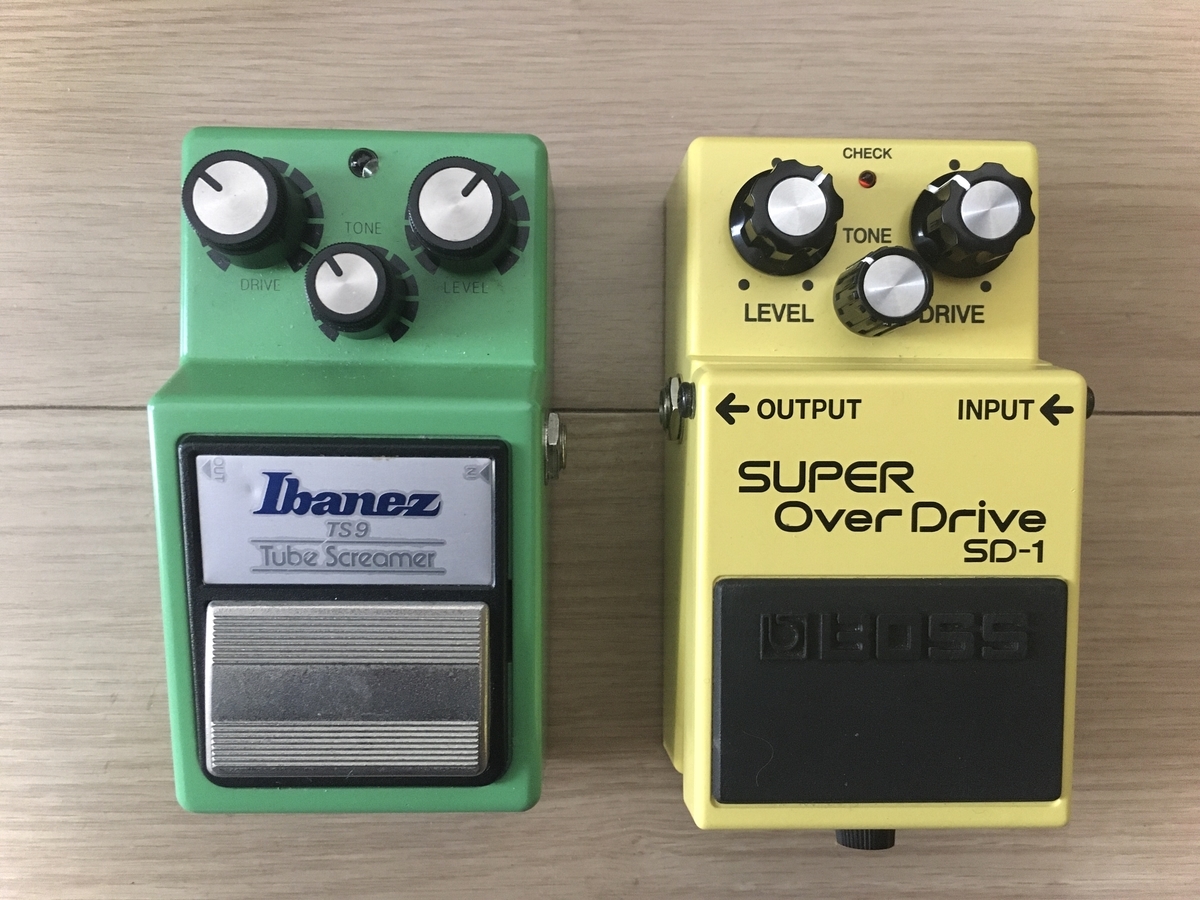 BOSS SD-1とIbanez TS9の画像です