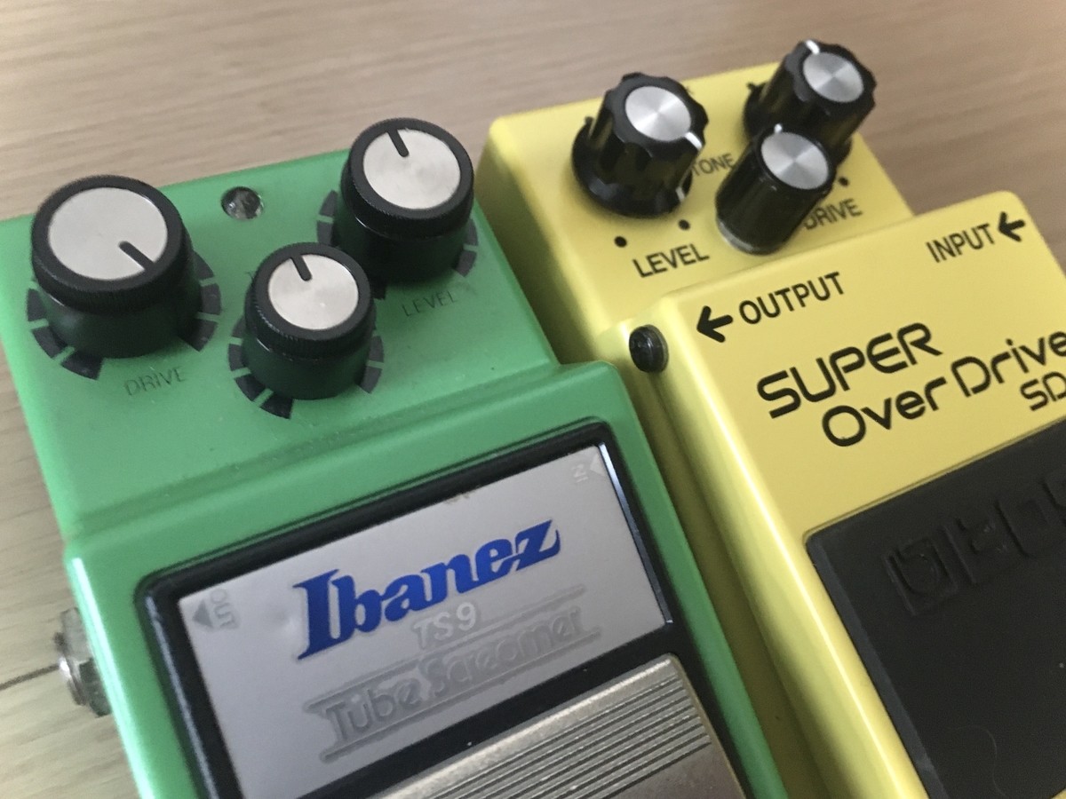 BOSS SD-1とIbanez TS9の画像です