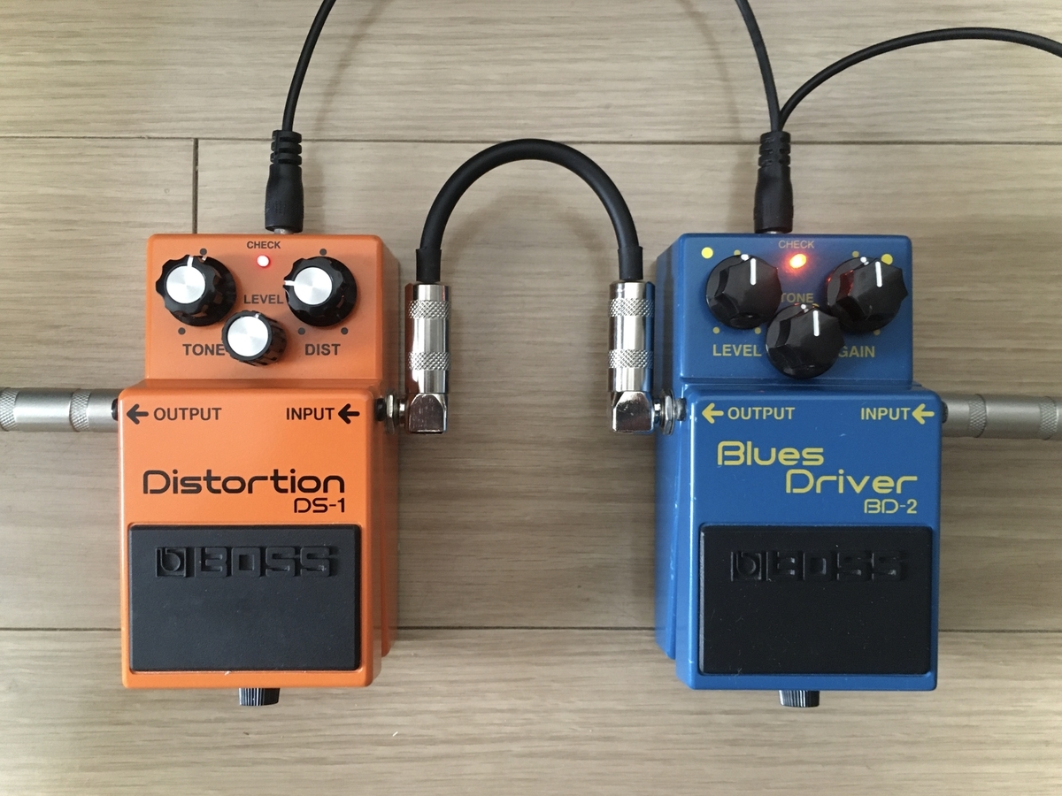 BOSS BD-2と BOSS DS-1の画像です