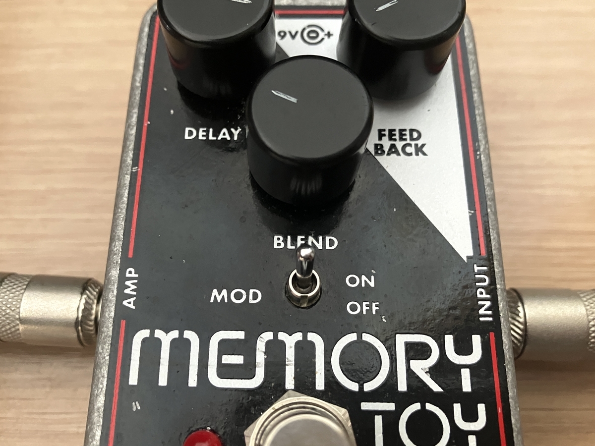 Amazon.com: Electro-Harmonix Memory Toy Analog Delay With