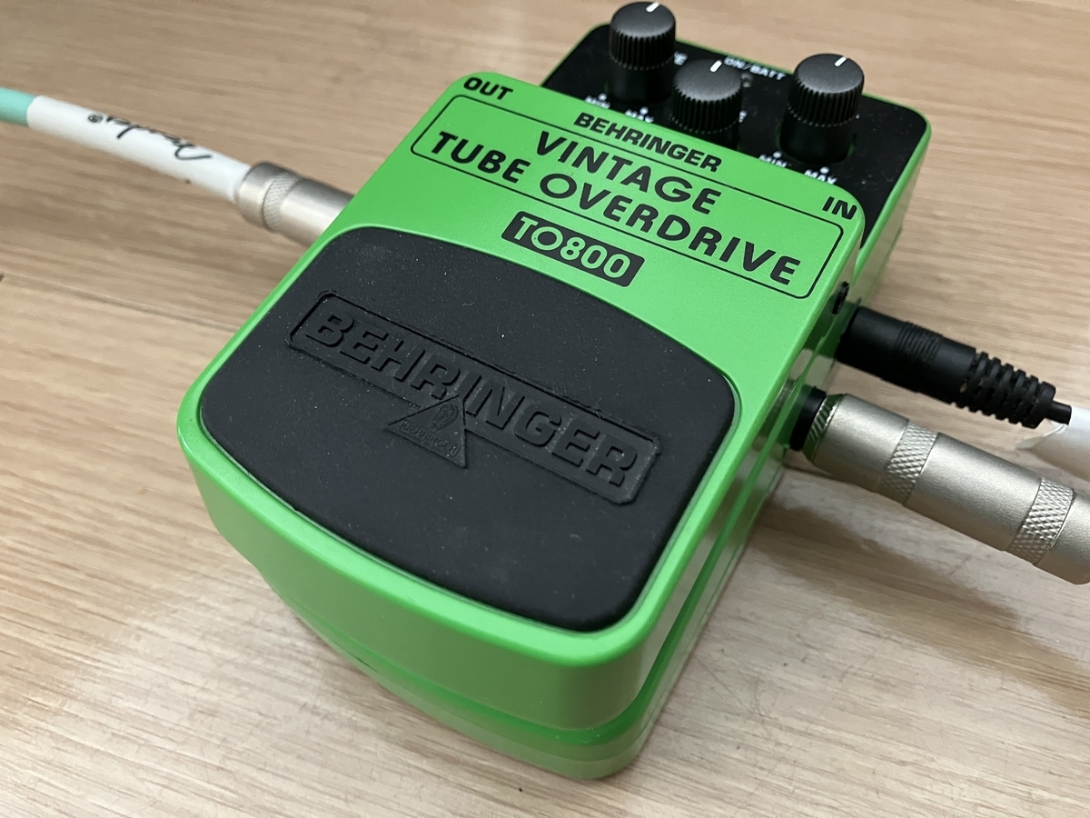 BEHRINGER TO800 Vintage Tube Overdriveの画像です