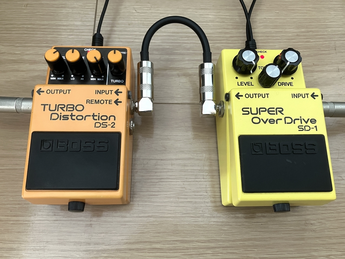 BOSS SD-1とBOSS DS-2の画像です