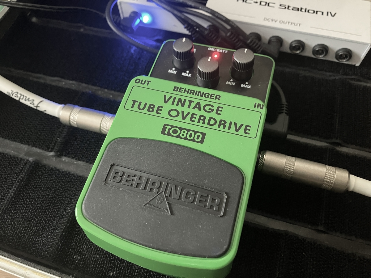 BEHRINGER TO800 Vintage Tube Overdriveの画像です