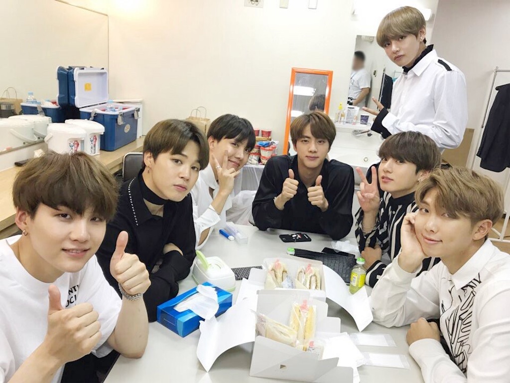 f:id:jungkookie:20170607163543j:image f:id:jungkookie:20170607163543j:image