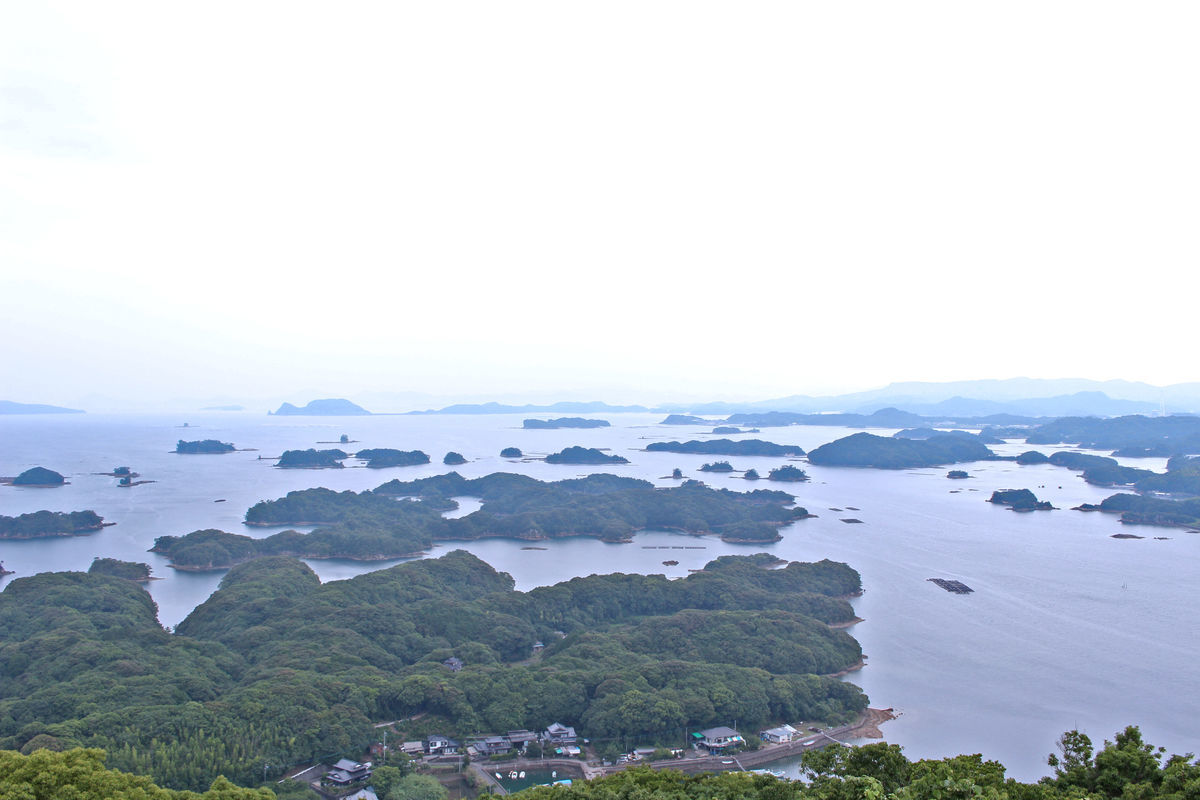 雨のなか九十九島を望む【九州一周ひとりたび #9】 - GOSHITABI