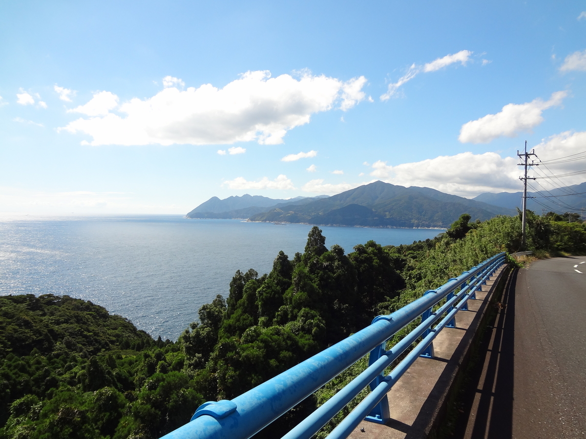 5. 絶景ロード・内之浦の海岸線 - 聖地巡礼のバイク旅