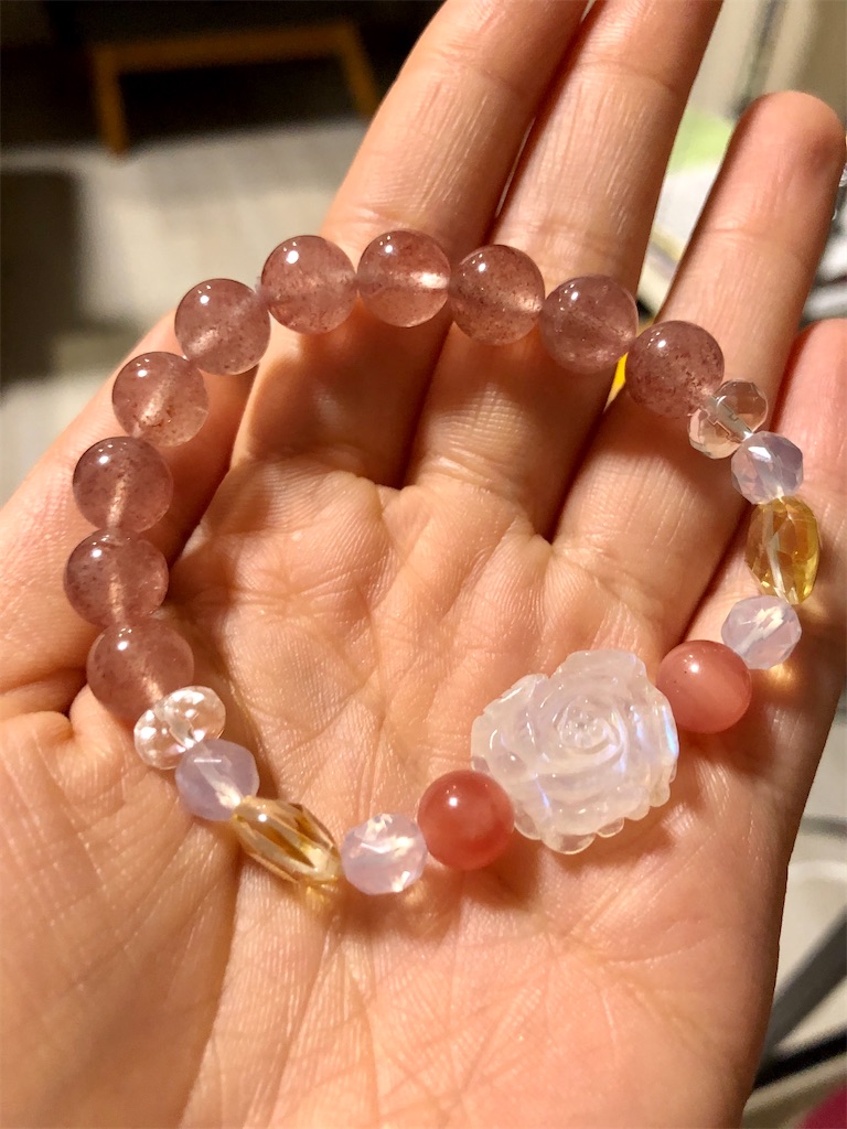 ストロベリークォーツのくまちゃんとハートの贅沢セレブブレスレット 