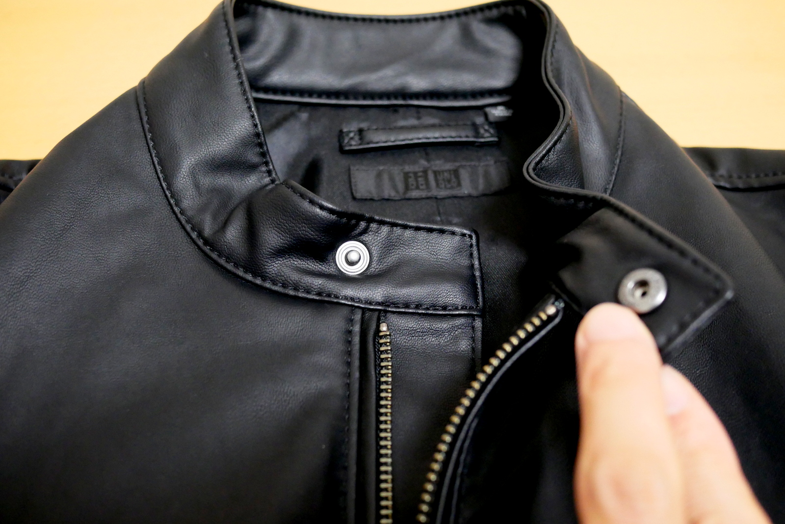 狙っていたユニクロのライダースジャケットが期間限定で3 15まで値下げ中ということでゲット Update Life
