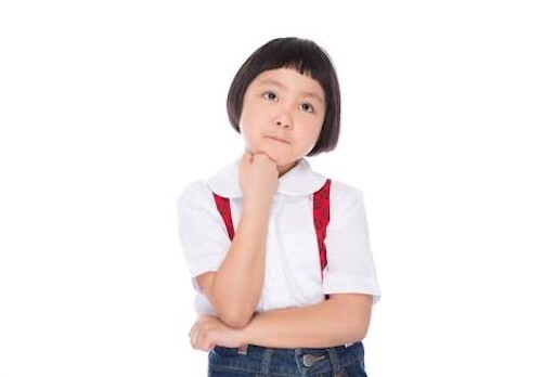 目線の合わない赤ちゃん カルトの心理学