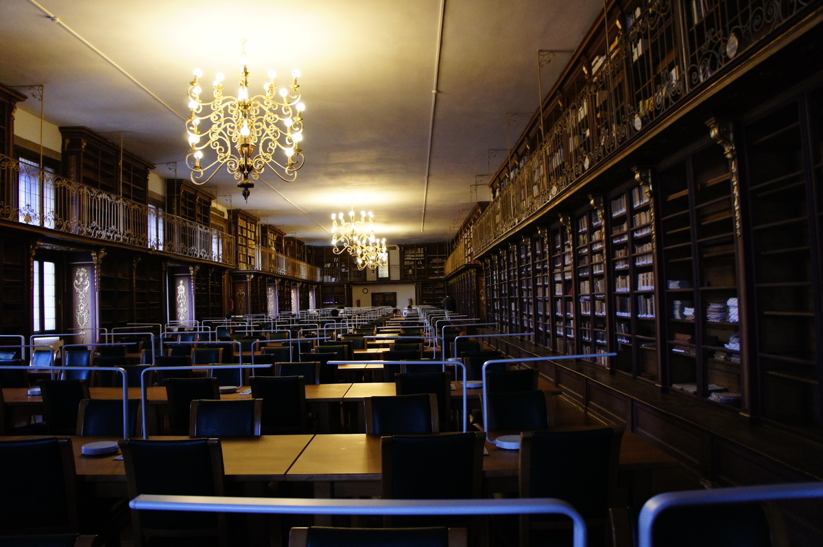 サンティアゴ・デ・コンポステーラ大学　図書館