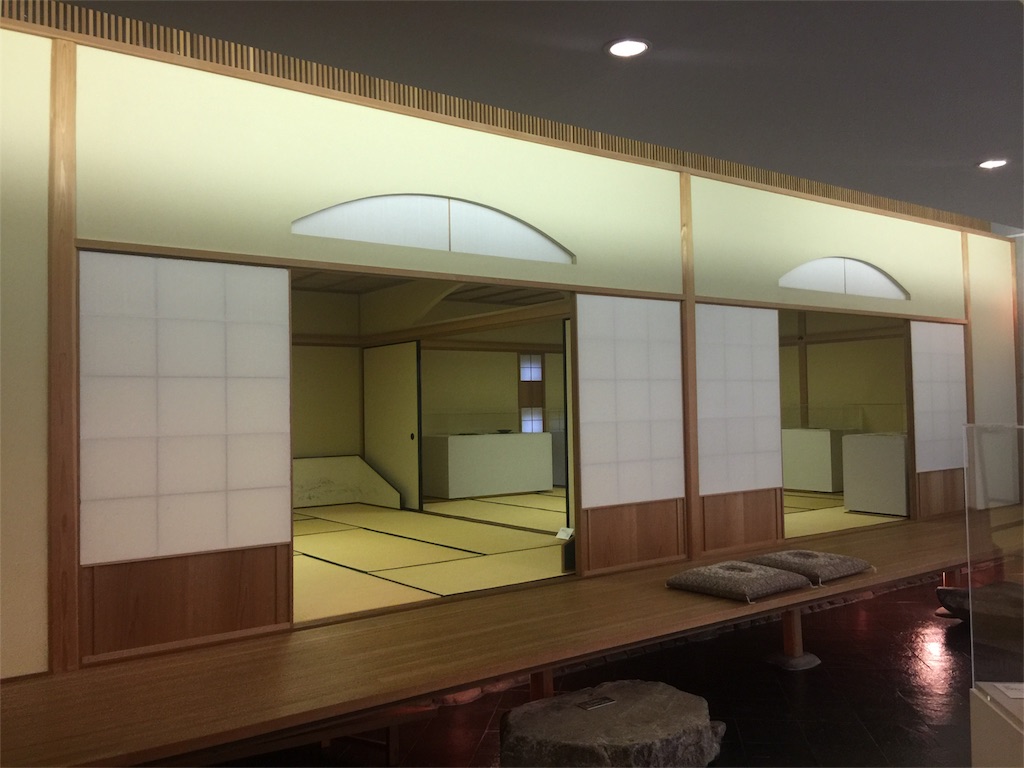 吉田達麿  のボタン 隻腕の画家 初めて知った中津の洋画家系譜－－吉田達麿。吉松慎司。糸園