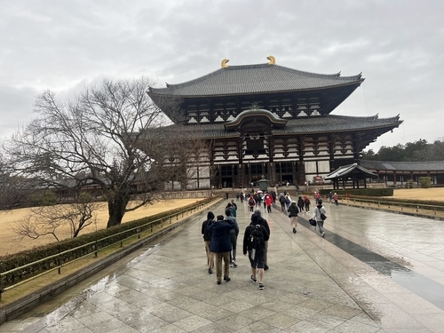 聖武天皇：「東大寺」と「大仏」を造営した大事業を完遂した天皇