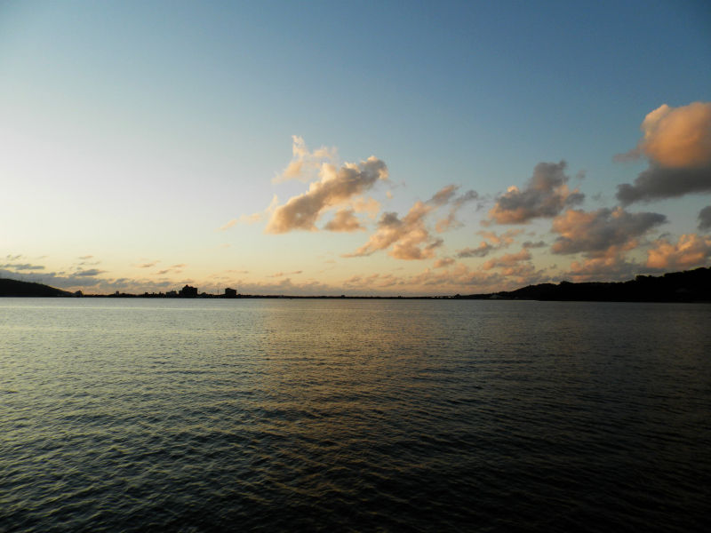 東郷池の夕景