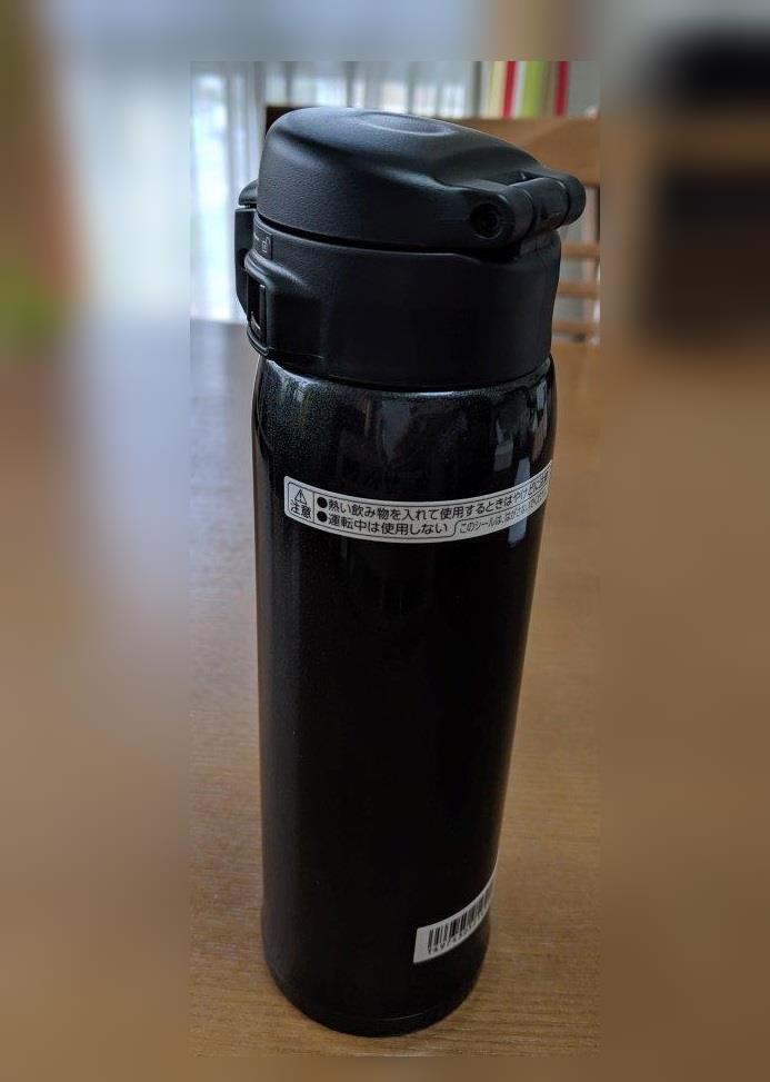 ホントに買って良かったもの 1滴もお茶がもれない水筒が欲しい という夫の願い この水筒であっさり叶えることができました 私も欲しい かめブログ
