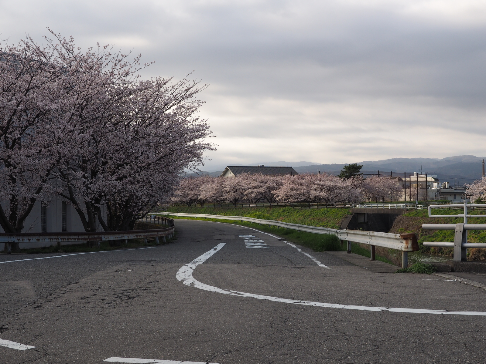 f:id:k10no3:20190408073238j:plain f:id:k10no3:20190408073238j:plain