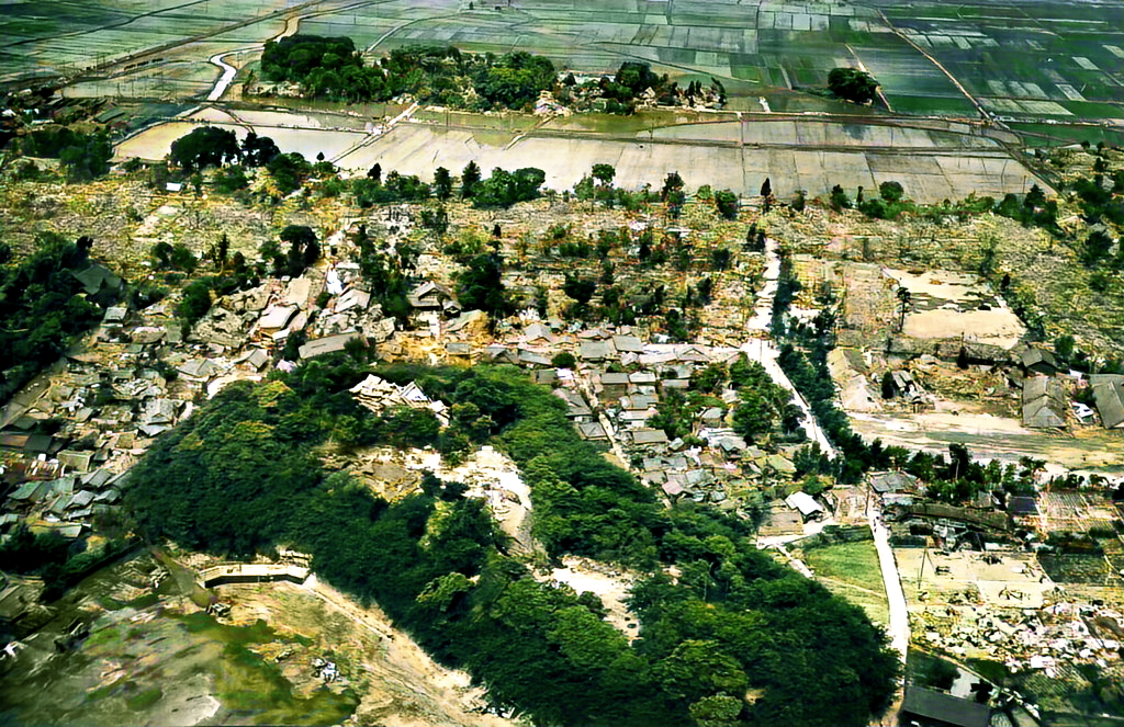 丸岡城 福井大震災時