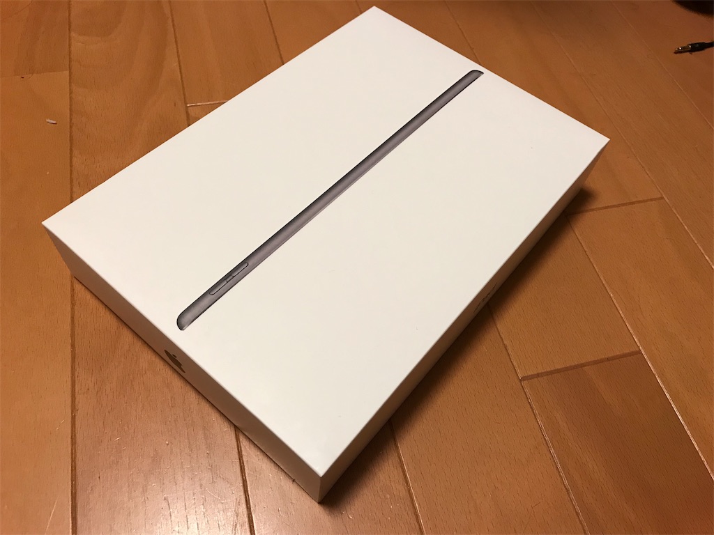 iPad 第7世代本体＋箱