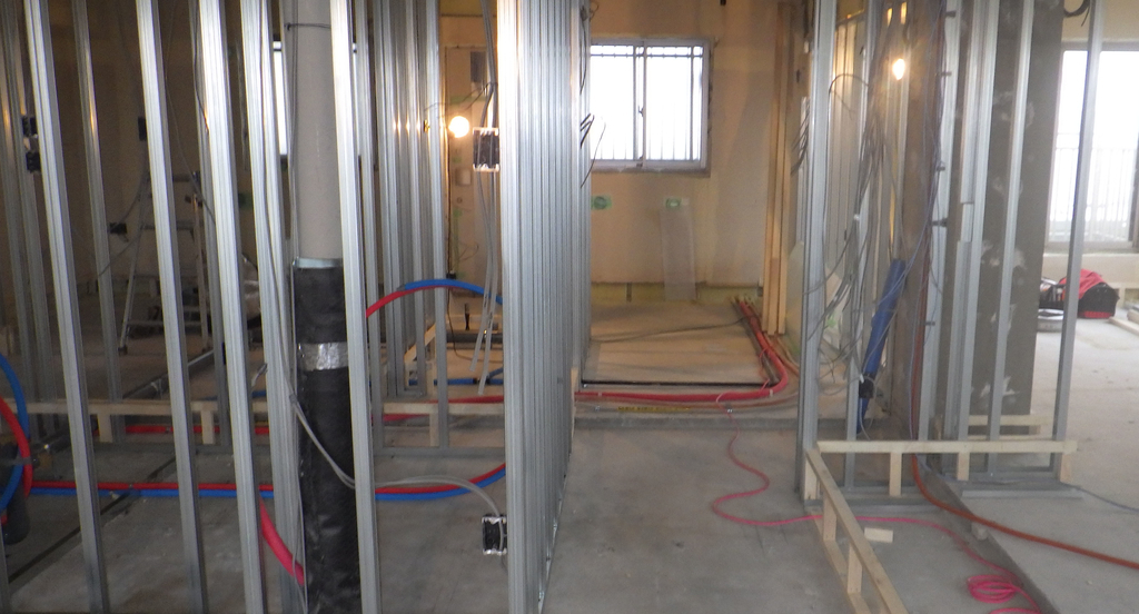 リノベーション現場 墨出し 間仕切り工事 家と暮らしと