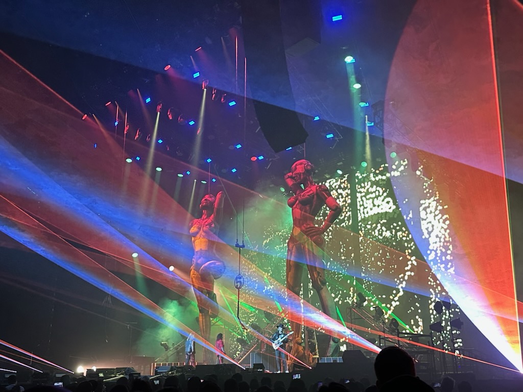 超レア　本物　Motley Crue ワールドツアー　バックステージパス　ゲスト 超レア 本物 Motley Crue ワールドツアー バックステージパス