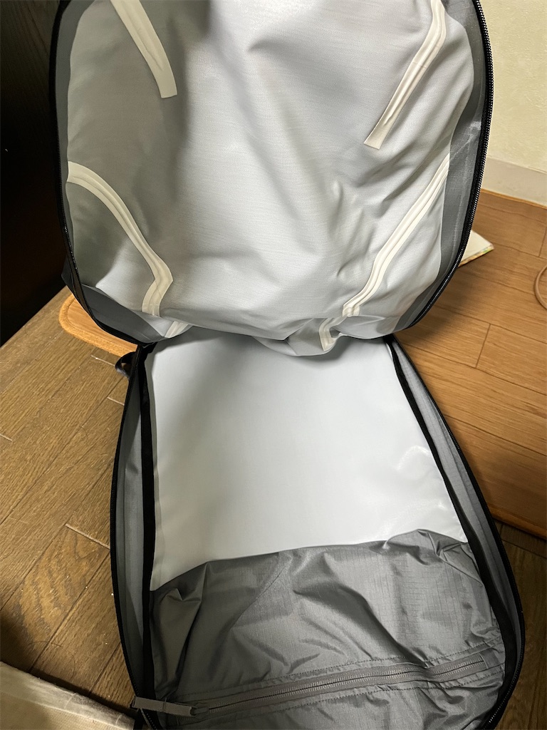 ARC'TERYX VEILANCE最強のリュック『ノミンパック』 - かばろぐ＊
