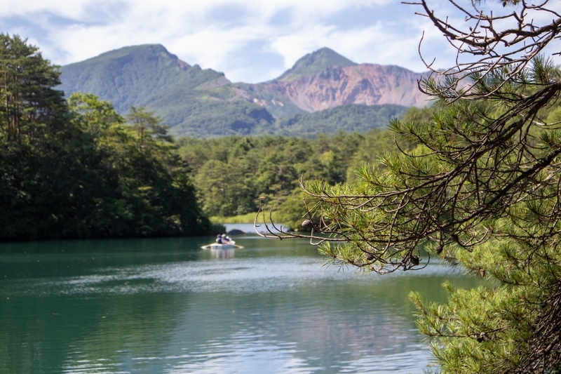 夏の五色沼ハイキングガイド 磐梯山も見えて初心者でも楽しめるコース